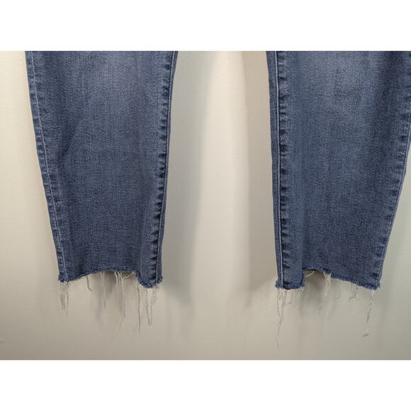 Madewell The Perfect Vintage Cropped Raw Hem Jean in Finney Wash (Altered) - Picture 2 of 7